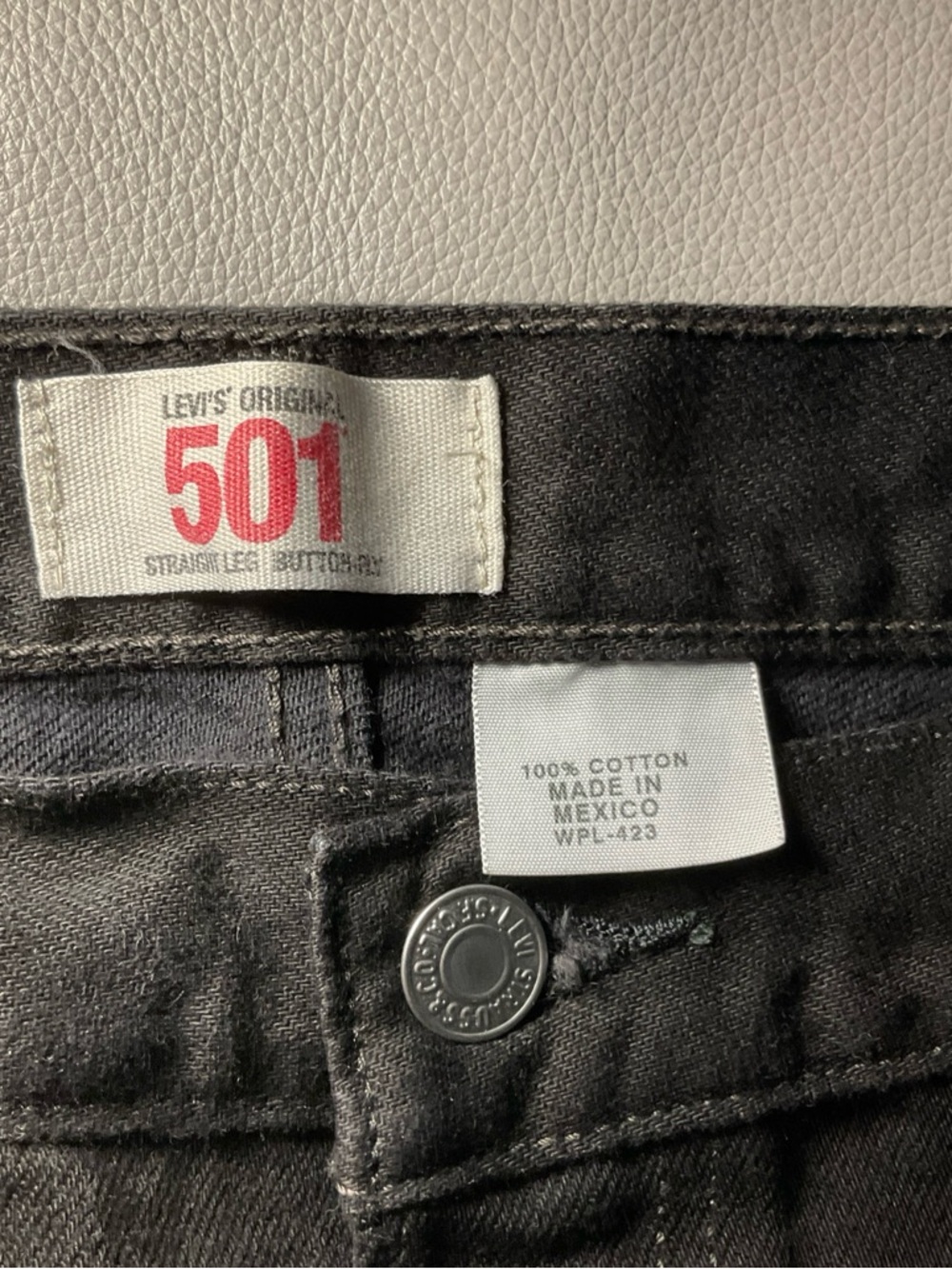 Levi's Men's Black Bootcut Jeans with Red Tab - Picture 6 of 9